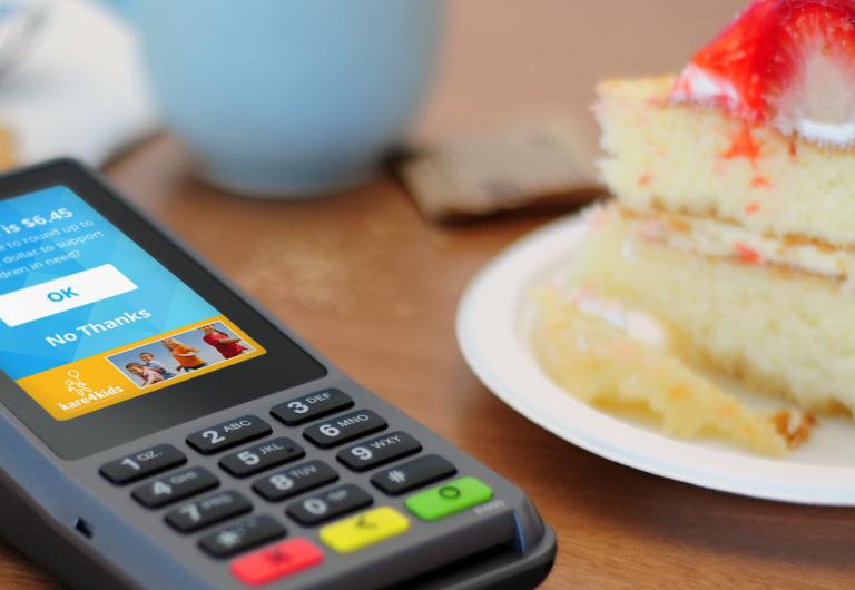 Verifone Engage P400 Plus | Pin Pad (M435-003-04-NAA-5) - detail view